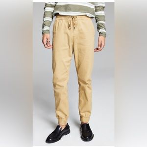 Small Brushed Twill Jogger Pants in Khaki. Men’s Size Small